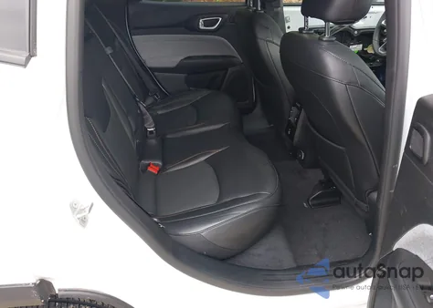 2023 Jeep Compass Latitude Lux Fwd из США, поврежденный, VIN 3C4NJDFN5PT534928